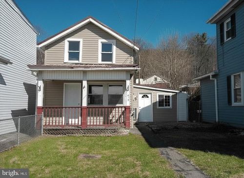 619 E Grand Ave, TOWER CITY, PA, 17980-1103 | Card Image