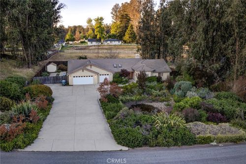 2090 Idyllwild Pl, Arroyo Grande, CA, 93420-9605 | Card Image