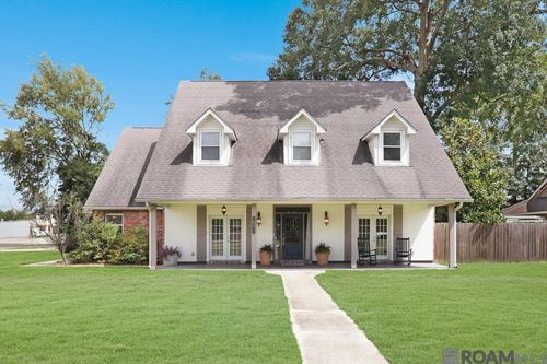 16211 Coliseum Ave, Baton Rouge, LA, 70816-1928 | Card Image