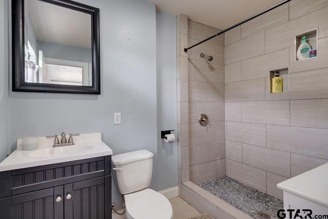 207 Inwood Dr, House other with 4 bedrooms, 3 bathrooms and null parking in Palestine TX | Image 14