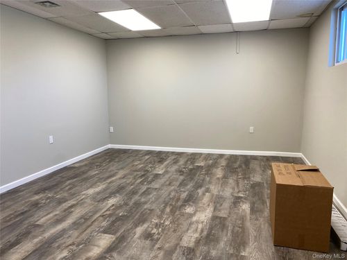 206-1285 Montauk Hwy, Copiague, NY, 11726-4936 | Card Image