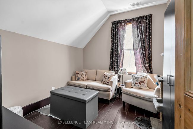 1654 County Rd, House other with 4 bedrooms, 2 bathrooms and 6 parking in Dunvegan ON | Image 36