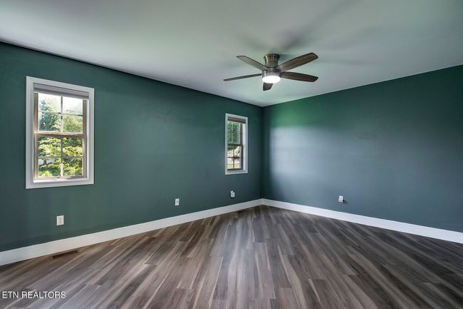 310 Dilegwa Way, Condo with 4 bedrooms, 3 bathrooms and null parking in Loudon TN | Image 15