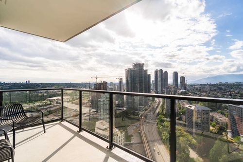 3707-2135 Springer Ave, Burnaby, BC, V5B3N1 | Card Image