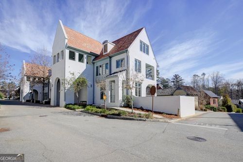 11292 Serenbe Ln, Chattahoochee Hills, GA, 30268-2389 | Card Image