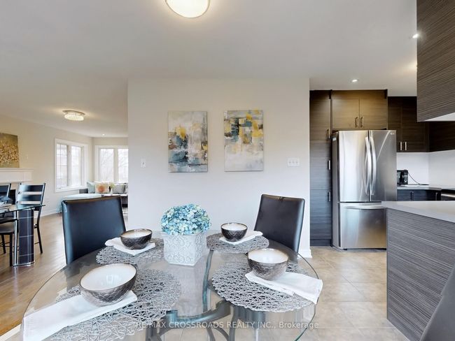 1311 Weller Cross, House other with 3 bedrooms, 2 bathrooms and 1 parking in Milton ON | Image 20