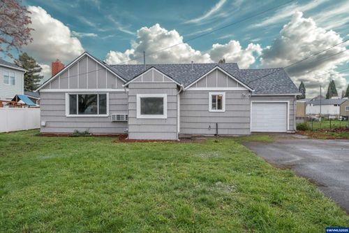 785 W B St, Lebanon, OR, 97355-1744 | Card Image