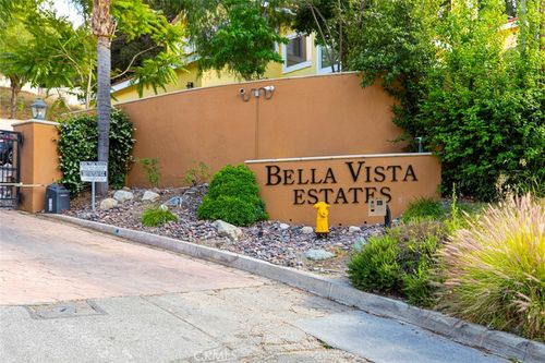 23811 Bella Vista Dr, Newhall, CA, 91321-3471 | Card Image