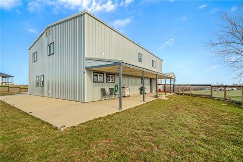 9414 Greenton Rd, Odessa, MO, 64076-5217 | Card Image