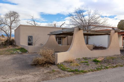 500 Western Dr, Rio Communities, NM, 87002-7226 | Card Image