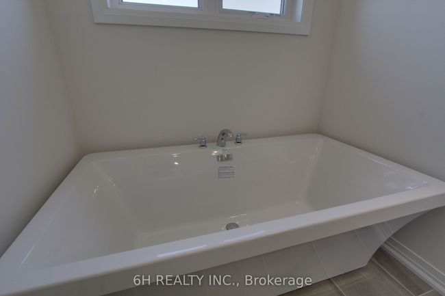 2610 Hibiscus Dr, House attached with 3 bedrooms, 3 bathrooms and 1 parking in Pickering ON | Image 27
