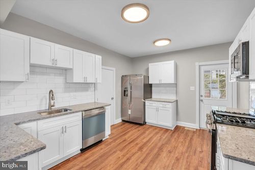 905 Cooper St, EDGEWATER PARK, NJ, 08010-1705 | Card Image