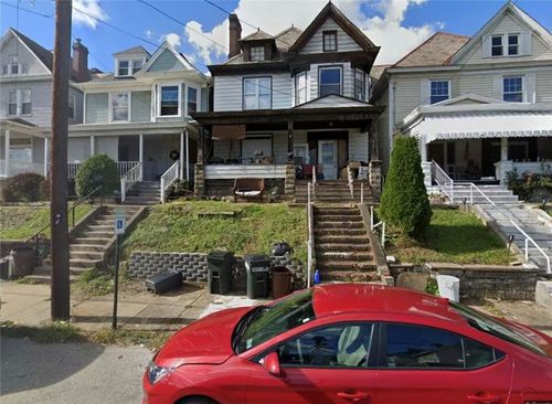 987 Thompson Ave, Donora, PA, 15033-2145 | Card Image