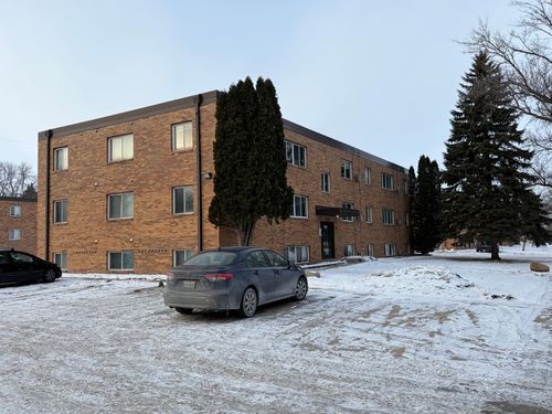 1321 20th St S, Moorhead, MN, 56560-3151 | Card Image