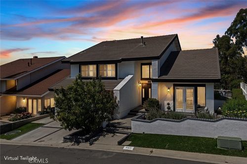 897 Kings Canyon Rd, Brea, CA, 92821-3536 | Card Image
