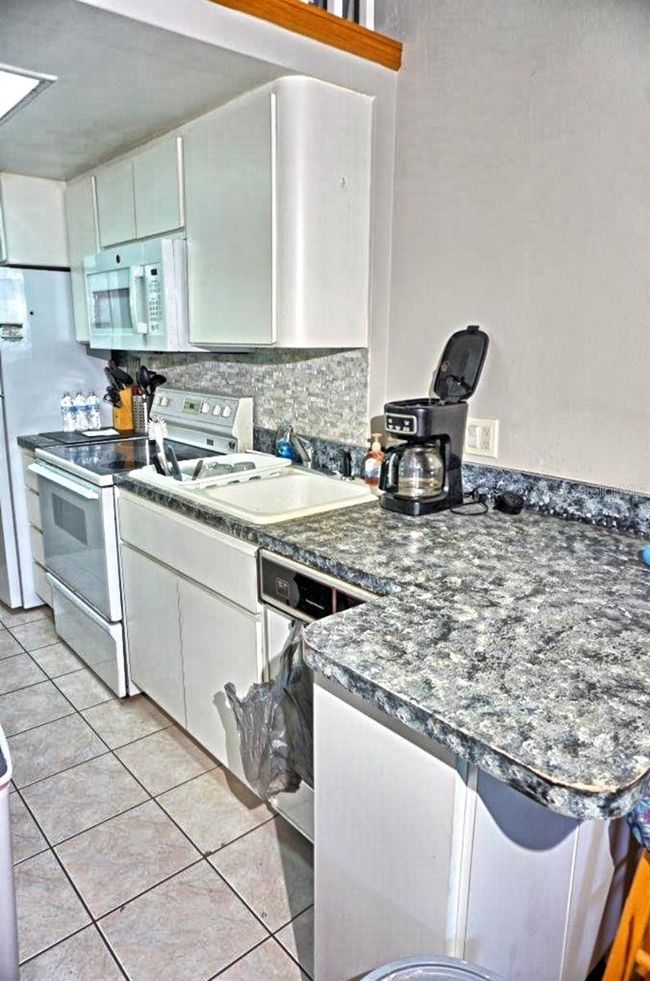 I6 - 1881 Mazo Mnr, Condo with 1 bedrooms, 1 bathrooms and null parking in LUTZ FL | Image 11