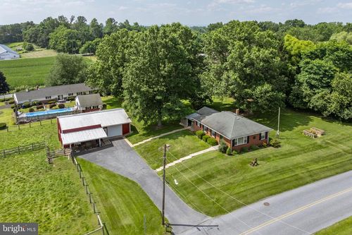 353 S Market Street, SCHAEFFERSTOWN, PA, 17088 | Card Image