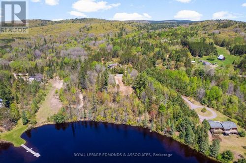 00 Old Barry'S Bay Rd, Madawaska Valley, ON, K0J1B0 | Card Image