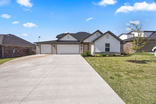 108 Phyllis Farm Rd, Prairie Grove, AR, 72753-2003 | Card Image