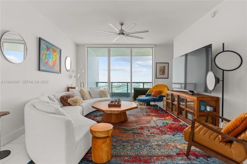 apt-5602-900 Biscayne Blvd, Miami, FL, 33132-1577 | Card Image