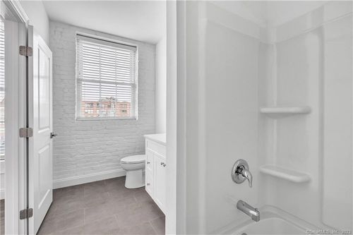 5-475 Howe Ave, Shelton, CT, 06484-3113 | Card Image