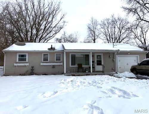 112 Colony Drive, Belleview, IL, 62221 | Card Image