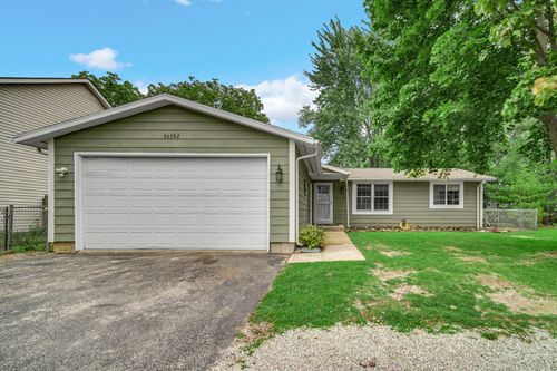 36582 N Il Route 59, Ingleside, IL, 60041-8448 | Card Image