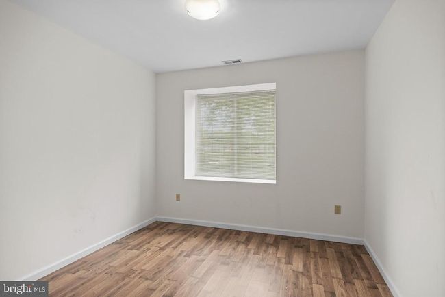 7 E Mill Rd, Condo with 2 bedrooms, 1 bathrooms and null parking in MAPLE SHADE NJ | Image 9