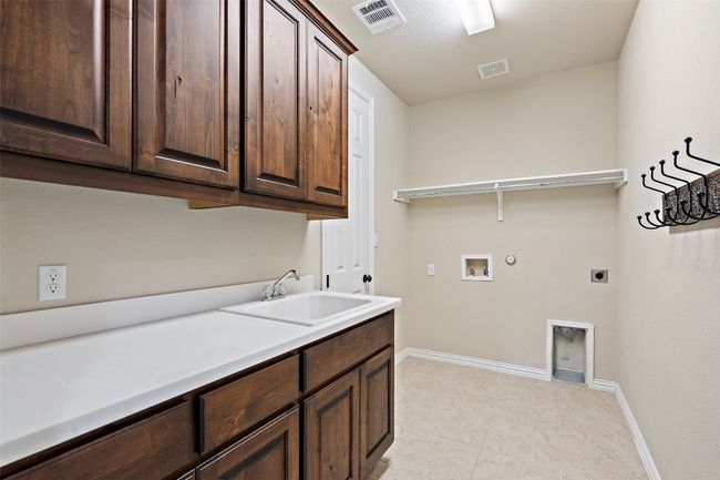 5505 Cypress Ranch Blvd, House other with 5 bedrooms, 4 bathrooms and 3 parking in Spicewood TX | Image 16