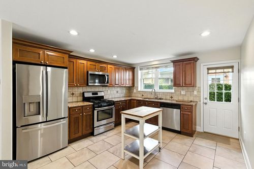1920 S Alder St, PHILADELPHIA, PA, 19148-2365 | Card Image