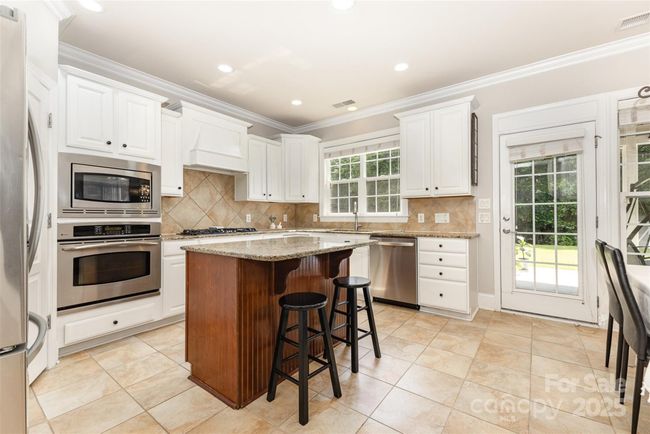 10106 Silverling Dr, House other with 4 bedrooms, 4 bathrooms and null parking in Waxhaw NC | Image 15