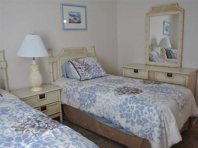 111 - 111 E Cypress Ct, Condo with 2 bedrooms, 2 bathrooms and null parking in OLDSMAR FL | Image 17