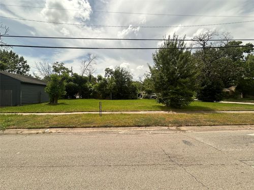 6522 Flamingo Dr, Houston, TX, 77087-6520 | Card Image