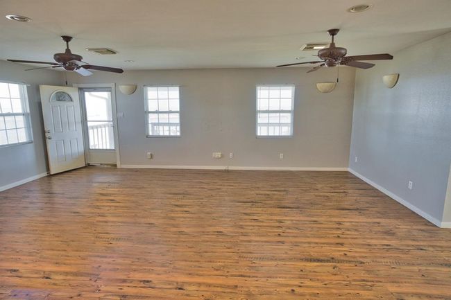 1709 County Road 441 D, House other with 3 bedrooms, 2 bathrooms and null parking in Brazoria TX | Image 23