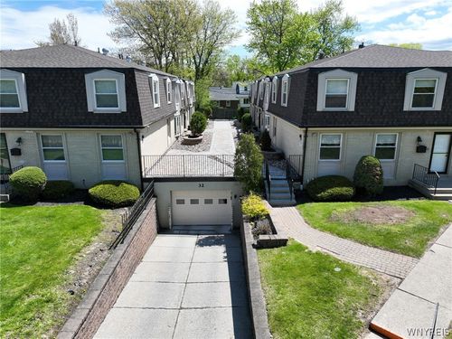 6-32 Bernhardt Dr, Amherst, NY, 14226-4448 | Card Image