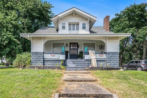201 E Main St, Savannah, MO, 64485-1759 | Card Image