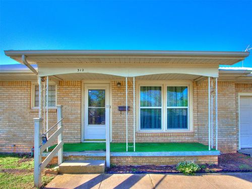 312 W Truman Pl, Purcell, OK, 73080-3434 | Card Image