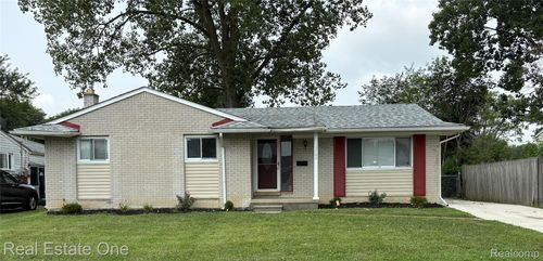 15760 Oakbrook St, Romulus, MI, 48174-3230 | Card Image