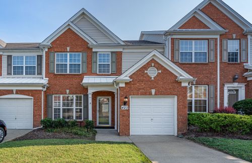 423 Old Towne Dr, Brentwood, TN, 37027 | Card Image