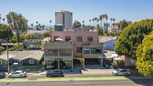 2110 Main Street, Santa Monica, CA, 90405 | Card Image