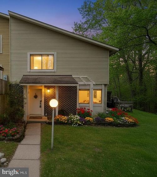 5602 Summer Oak Way, BURKE, VA, 22015-2224 | Card Image