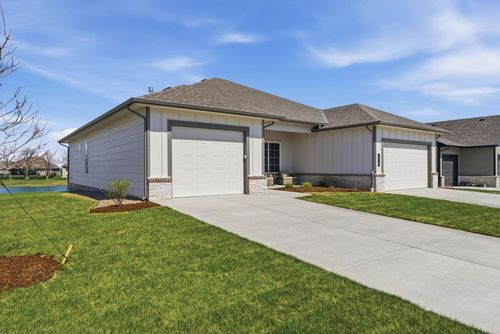 5856 E Central Park Ave, Bel Aire, KS, 67220-6402 | Card Image