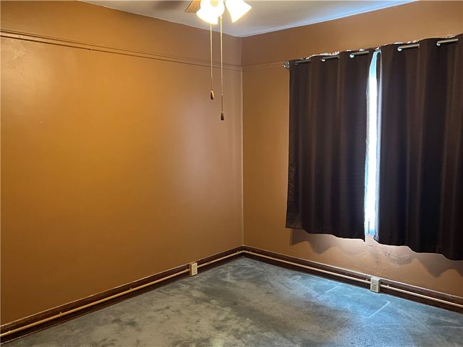 545 Howard St, Townhouse with 2 bedrooms, 1 bathrooms and null parking in E Pittsburgh PA | Image 9