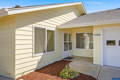 1798 Nut Tree Dr Nw, House other with 2 bedrooms, 2 bathrooms and null parking in Salem OR | Image 3