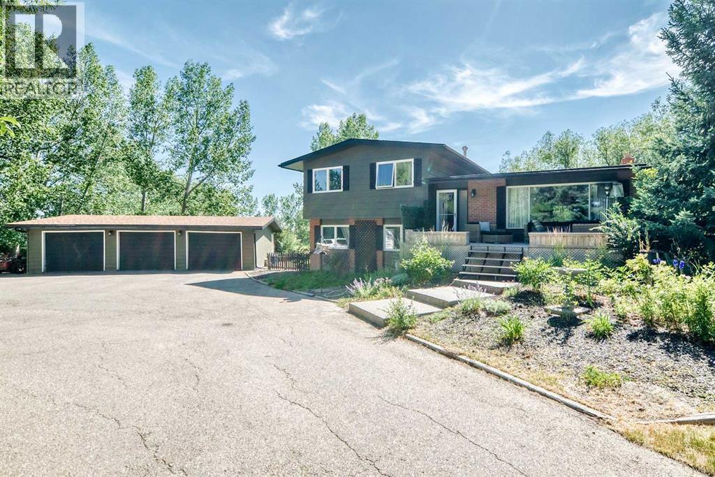 Residential in Rural Rocky View County 3