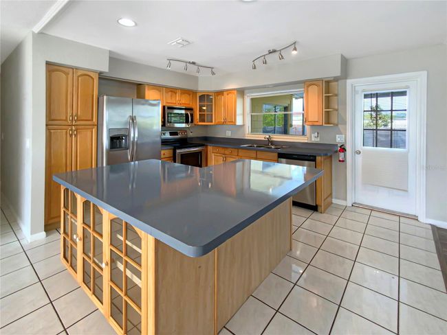 759 Little Wekiva Cir, House other with 4 bedrooms, 2 bathrooms and null parking in ALTAMONTE SPRINGS FL | Image 7