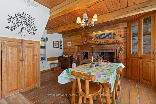 358 Academy St, House other with 3 bedrooms, 2 bathrooms and 4 parking in Newburgh ON | Image 5