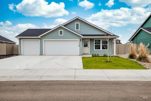 11124 Maroon Bells Dr, Caldwell, ID, 83605-1049 | Card Image
