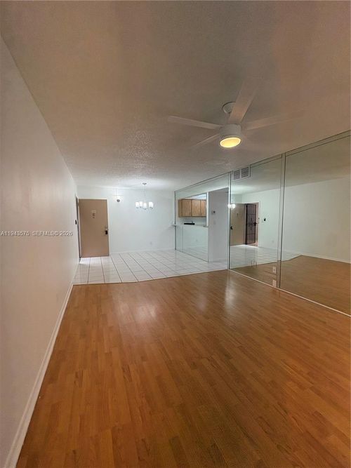apt-215-5981 Washington St, Hollywood, FL, 33023-1967 | Card Image