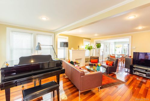 187 Wexford Ter, Jamaica, NY, 11432-2453 | Card Image